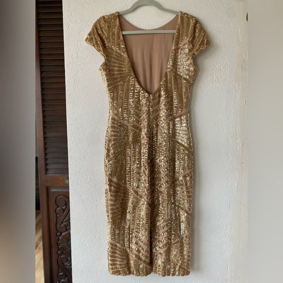 Dress the Population Gold Sequin Mesh Fitted Midi Dress Metallic Large Sparkle - Picture 4 of 6